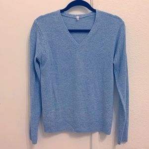 Muji light blue/gray wool V-neck sweater